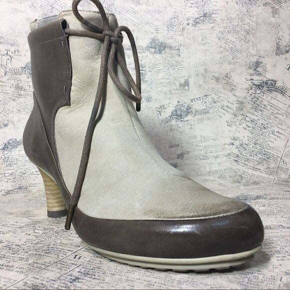 TSUBO Women's Khepri Ankle Boot - Picture 2 of 11
